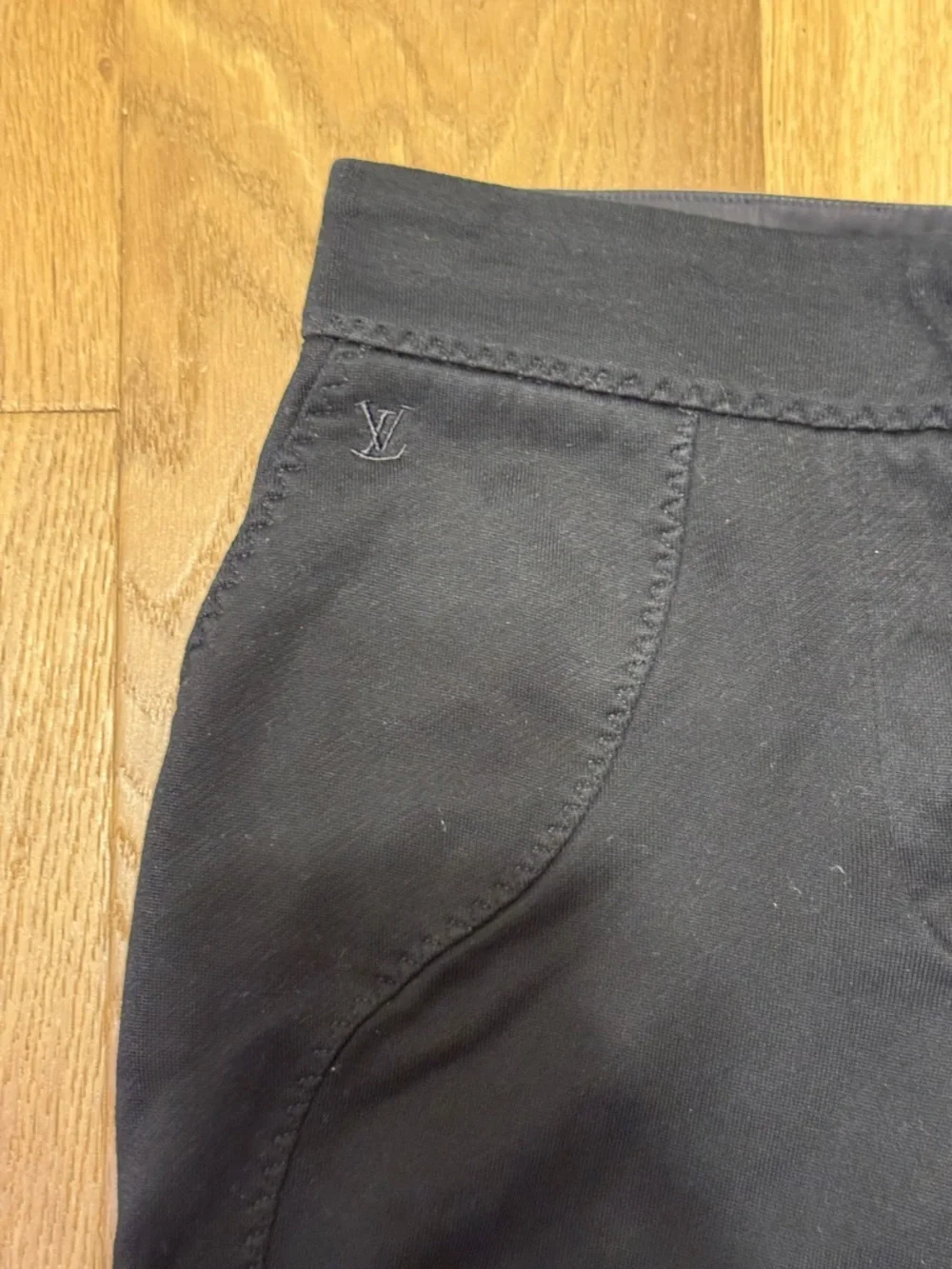 Louis Vuitton Womens Black Skinny Pants Hook And Eye Zip Ankle Size S